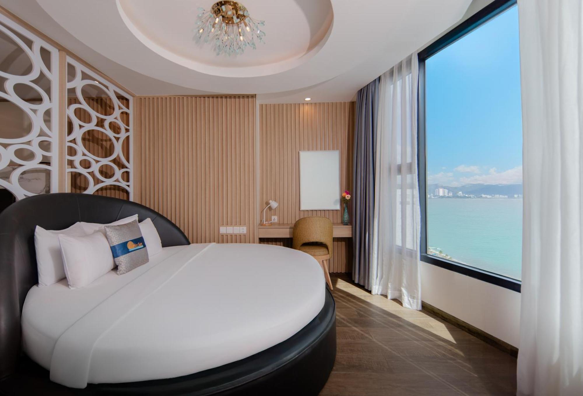 Lucky Sun Hotel Nha Trang Beach Eksteriør billede