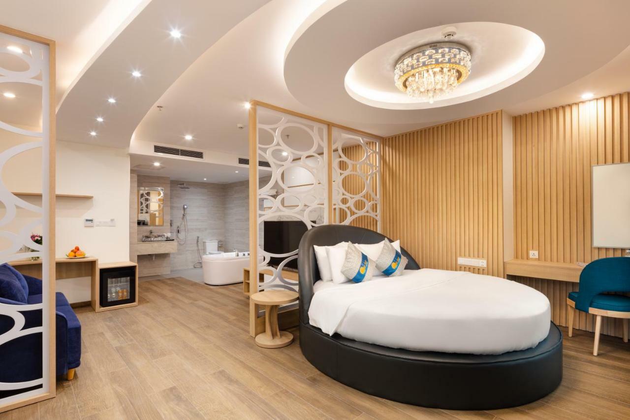 Lucky Sun Hotel Nha Trang Beach Værelse billede